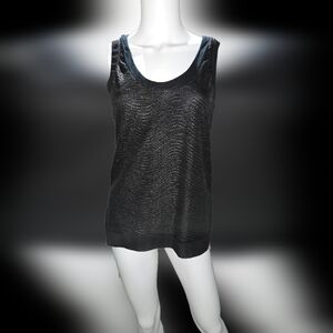 Ladies tank top.